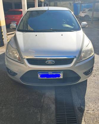 FORD FOCUS 2.0 GLX 16V FLEX 4P AUTOMÁTICO